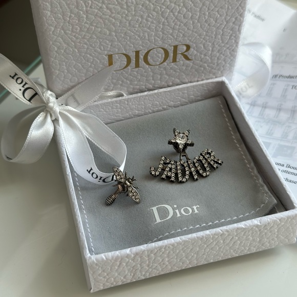Christian Dior J'adior Logo Bee Earrings New Authentic- Never Worn - Picture 1 of 2